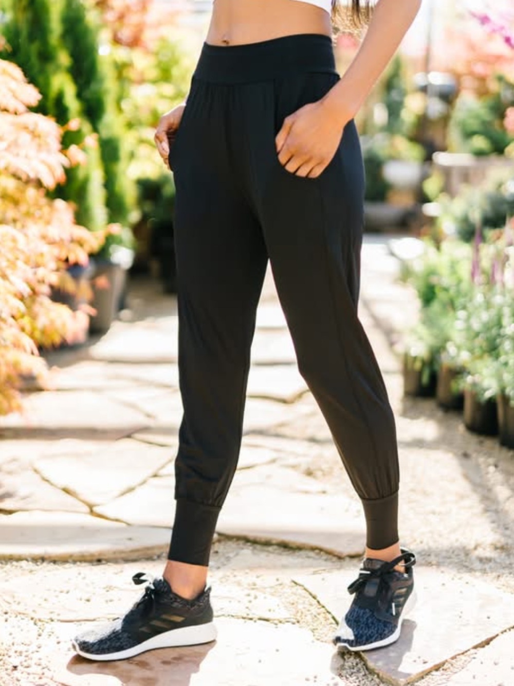 Zyia Black Jogger in a Bottle 2.0 satin nylon comfort loungewear size medium